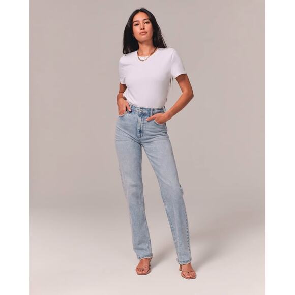 Abercrombie & Fitch Women’s Ultra High Rise 90s Straight Denim Jeans NWT Sz 4L - Picture 2 of 9